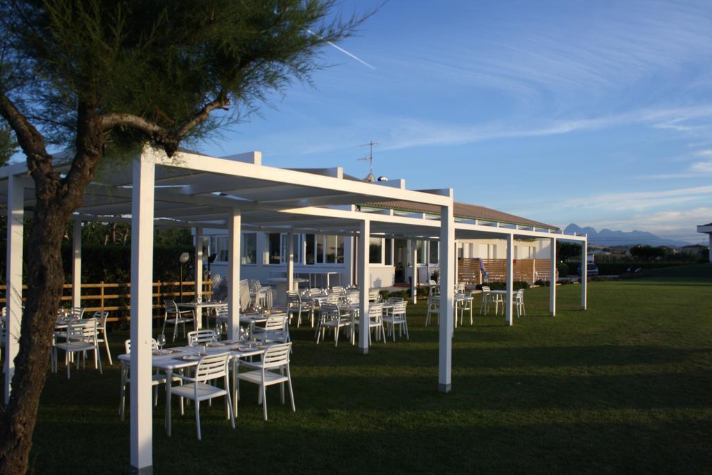 Agriturismo Frontemare ジュリアノーヴァ エクステリア 写真